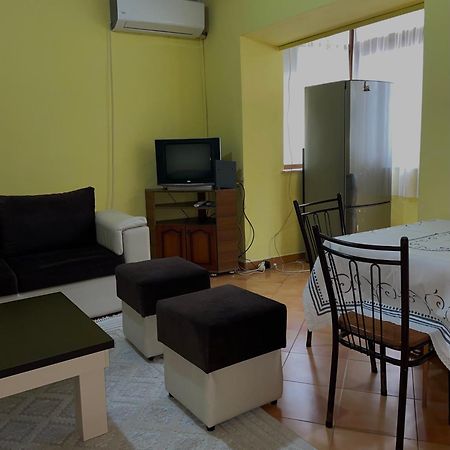 Central Apartment Shkodër エクステリア 写真